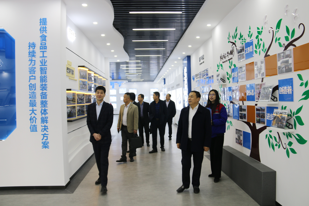 山東理工大學黨委常委、副校長陳靖一行蒞臨銳智開展走訪調(diào)研活動